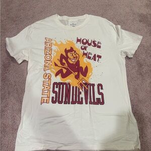 Hollister White Graphic Tee with Red and Orange Print